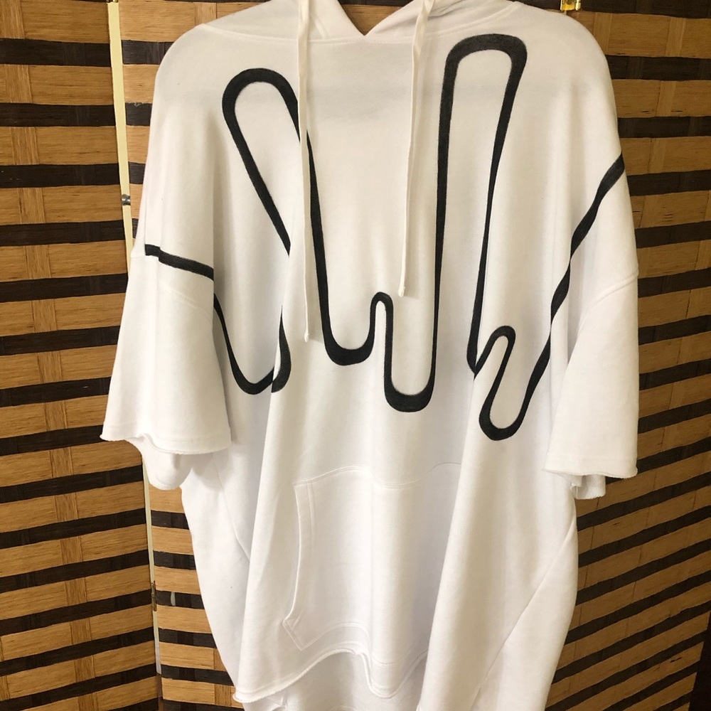 White Hooded T Shirt 2XL Runway Couture ‘Phanto 3’